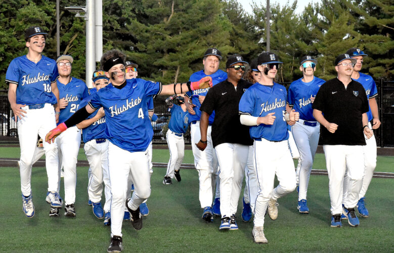 Huskies walk-it-off in extras to reach regional final